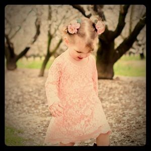 Lace half sleeve short toddler dress